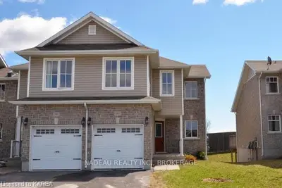 964 Swanfield Street, Kingston, On, K7m 0a5