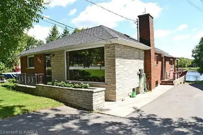 388 W DUNDAS Street, Greater Napanee, ON K7R 2B7