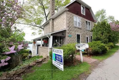 53 Ivy Lea Road, Front Of Leeds & Seeleys Bay, On K0e 1l0