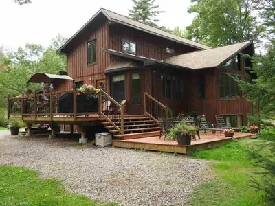 1068F JACQUES BAY Road, Addington Highlands, ON K0H 1K0