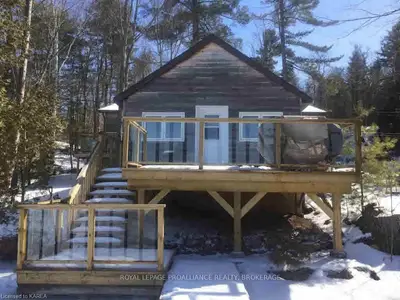 169 Oborne Point Road, Addington Highlands, On K0h 1k0