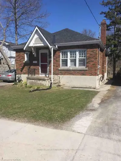 143 Regent Street, Kingston, On K7l 4k1