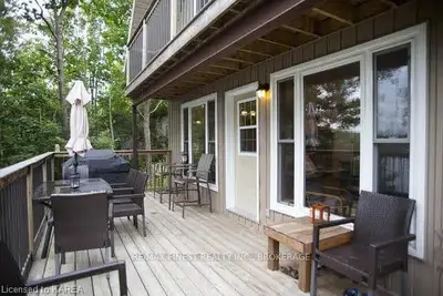 300 Troy Lake Road, Rideau Lakes, On K0g 1e0