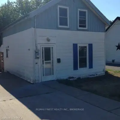 387 Nelson Street, Kingston, On K7k 4m9