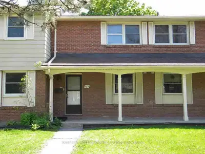 203 North Park Street C, Belleville, On K8p 4t9