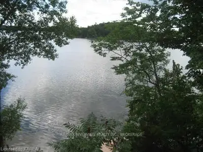825 GANANOQUE LAKE Lane, Leeds and the Thousand Islands, ON K0E 1N0