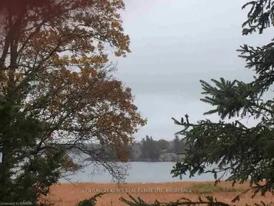 148 OLD RIVER Road, Leeds and the Thousand Islands, ON K0E 1L0
