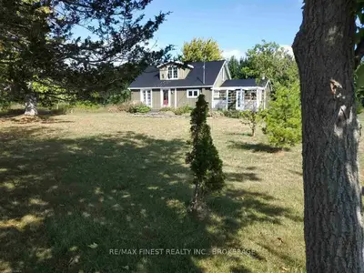 213 Mitchells Crossroad, Prince Edward County, On, K0h 2t0