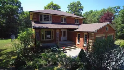 1652 Grousewood Lane, Kingston, On K7l 5h6