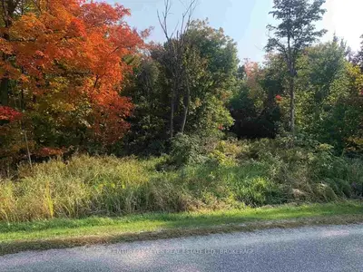 134 fairfax Road, Front of Leeds & Seeleys Bay, ON K0E 1L0