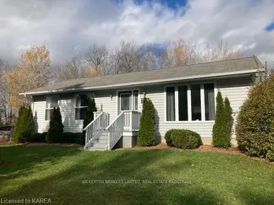 344 Lower Oak Leaf Road, Leeds And The Thousand Islands, On K0e 1b0
