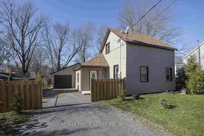 18 Choctaw Ridge Street, Stone Mills, On K0k 3n0