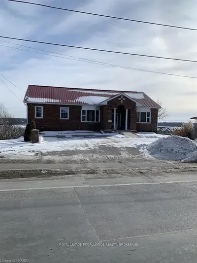 1027 Montreal Street, Kingston, On K7k 3k2