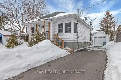 300 Napier Street, Kingston, On K7l 4g9