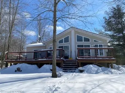 633 Lake Street, Rideau Lakes, On K0e 1g0