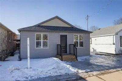 766 Victoria Street, Kingston, On K7k 4t1