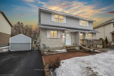 1066 Redwood Crescent, Kingston, On K7p 1y9