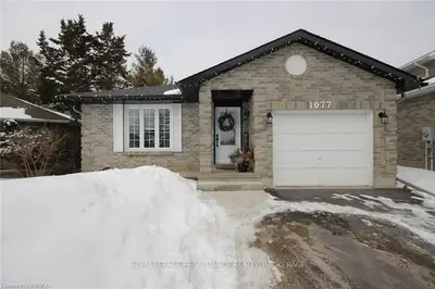 1077 Lombardy Street, Kingston, On K7m 8m6