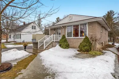 21 ALFRED Street, Greater Napanee, ON K7R 3H9