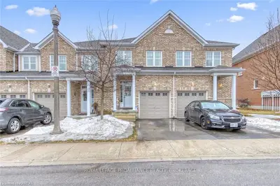 871 Newmarket Lane, Kingston, On K7k 0c8