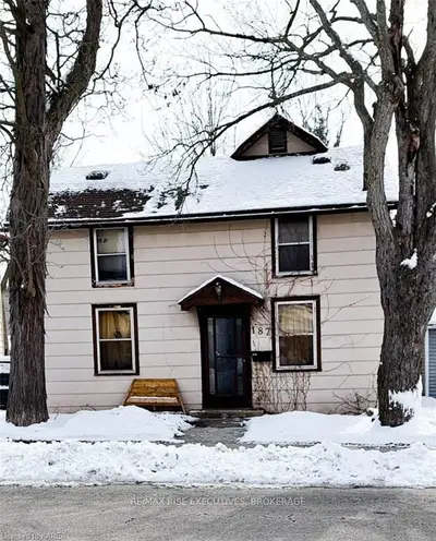 187 Brock Street W, Gananoque, On K7g 1k3