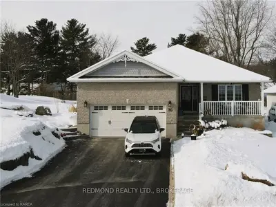 70 Garfield Street, Gananoque, On K7g 3g2