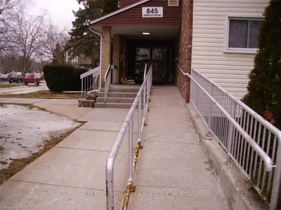 845 Milford Drive 205, Kingston, On K7p 1a7