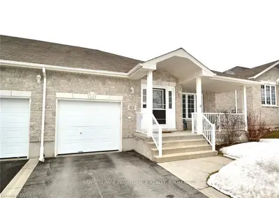122 Ellesmeer Avenue, Kingston, On K7p 3h9