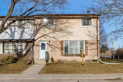 1 Splinter Drive 1, Greater Napanee, On K7r 3r6