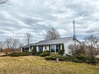 9036 Loyalist Parkway, Greater Napanee, On K7r 3k7