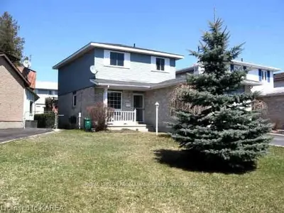 946 REDWOOD Crescent, Kingston, ON K7P 1Z2