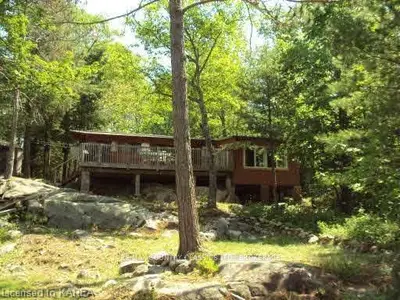 328 Mazinaw Lake, Addington Highlands, On K0h 1k0