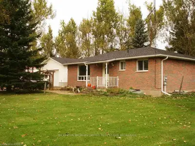 3289 COUNTY ROAD 32, Leeds and the Thousand Islands, ON K0H 2N0