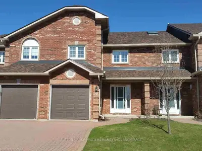 1098 KING Street 29, Kingston, ON K7M 8J1
