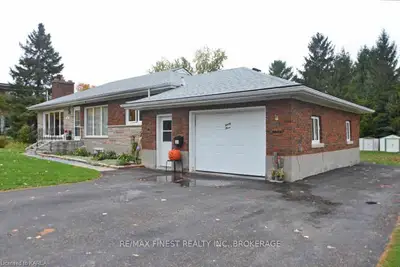 23 SARAH Street, Greater Napanee, ON K7R 3J4