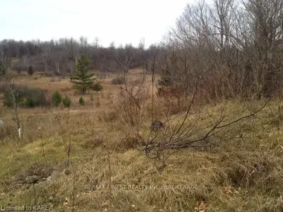 126 W 13 ISLAND LAKE Road, Frontenac, ON K0H 1T0