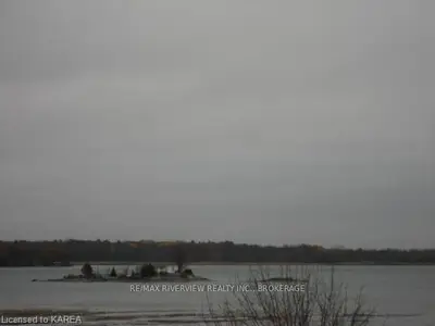 974 1000 ISLANDS Parkway, Leeds and the Thousand Islands, ON K0E 1R0