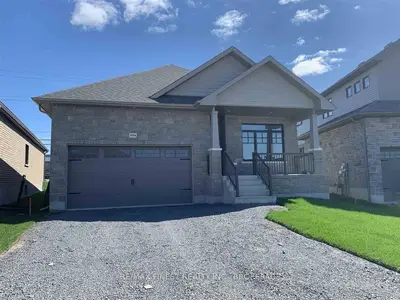 254 Pauline Tom Avenue, Kingston, ON K7K 7J9