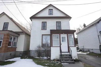 286 York Street, Kingston, On K7k 1r6