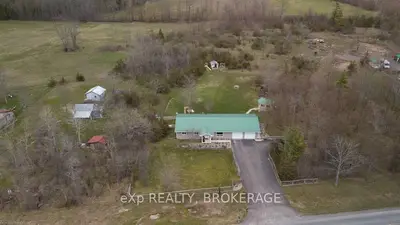 1725 County 27 Road, Stone Mills, On K0k 1n0