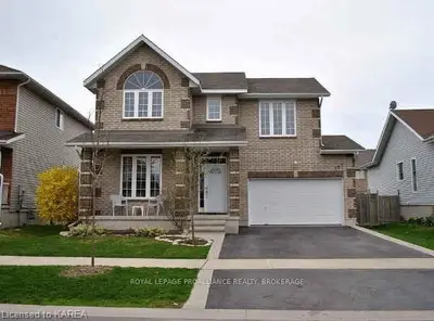 387 Quarry Pond Court, Kingston, On K7k 7l3