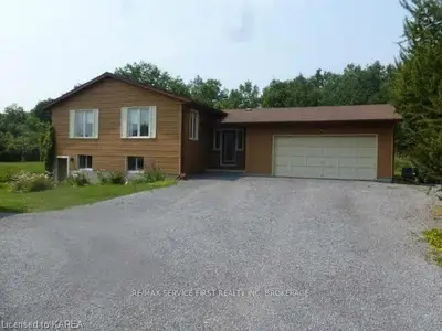 30 Howe Island Ferry Road, Kingston, On K7l 4v1