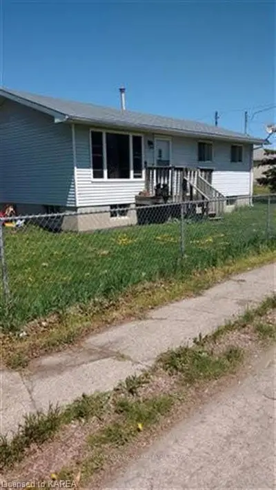 258 East Street, Greater Napanee, On K7r 1t3