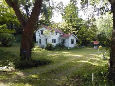 775 Sand Bay Road, Front Of Leeds & Seeleys Bay, On K0e 1l0