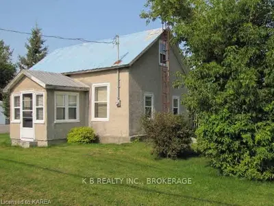 3263 County Road 41, Greater Napanee, ON, K0K 2W0