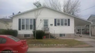 127 GEORGIANA Street, Gananoque, ON K7G 1M5