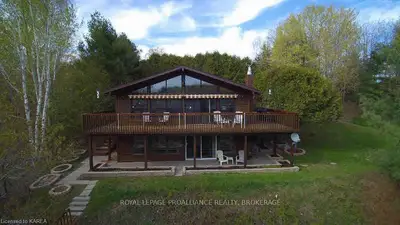 65 Bay Ridge Lane, Rideau Lakes, On K0g 1x0