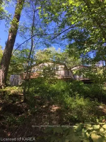 117 MAPLE GROVE ESTATES Lane, Front of Leeds & Seeleys Bay, ON K0H 2V0