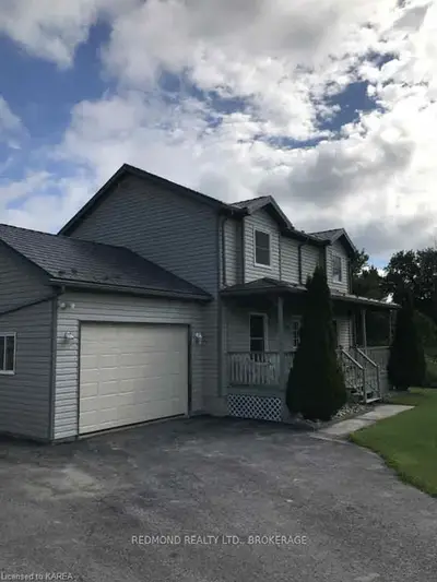 134 PELOW Road, Front of Leeds & Seeleys Bay, ON K7G 2V3