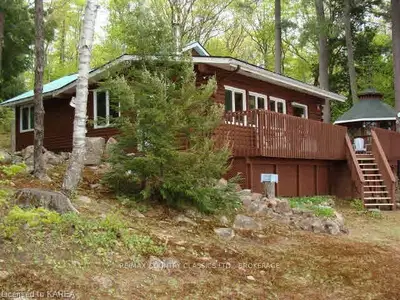 168 Sheldrake Lake Lane, Addington Highlands, On K0h 1k0